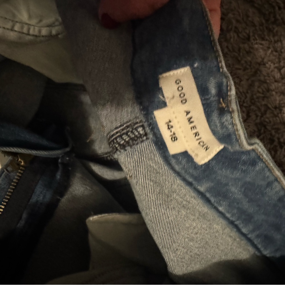 Good American Light Blue Women’s High-Rise Jeans - Picture 4 of 4
